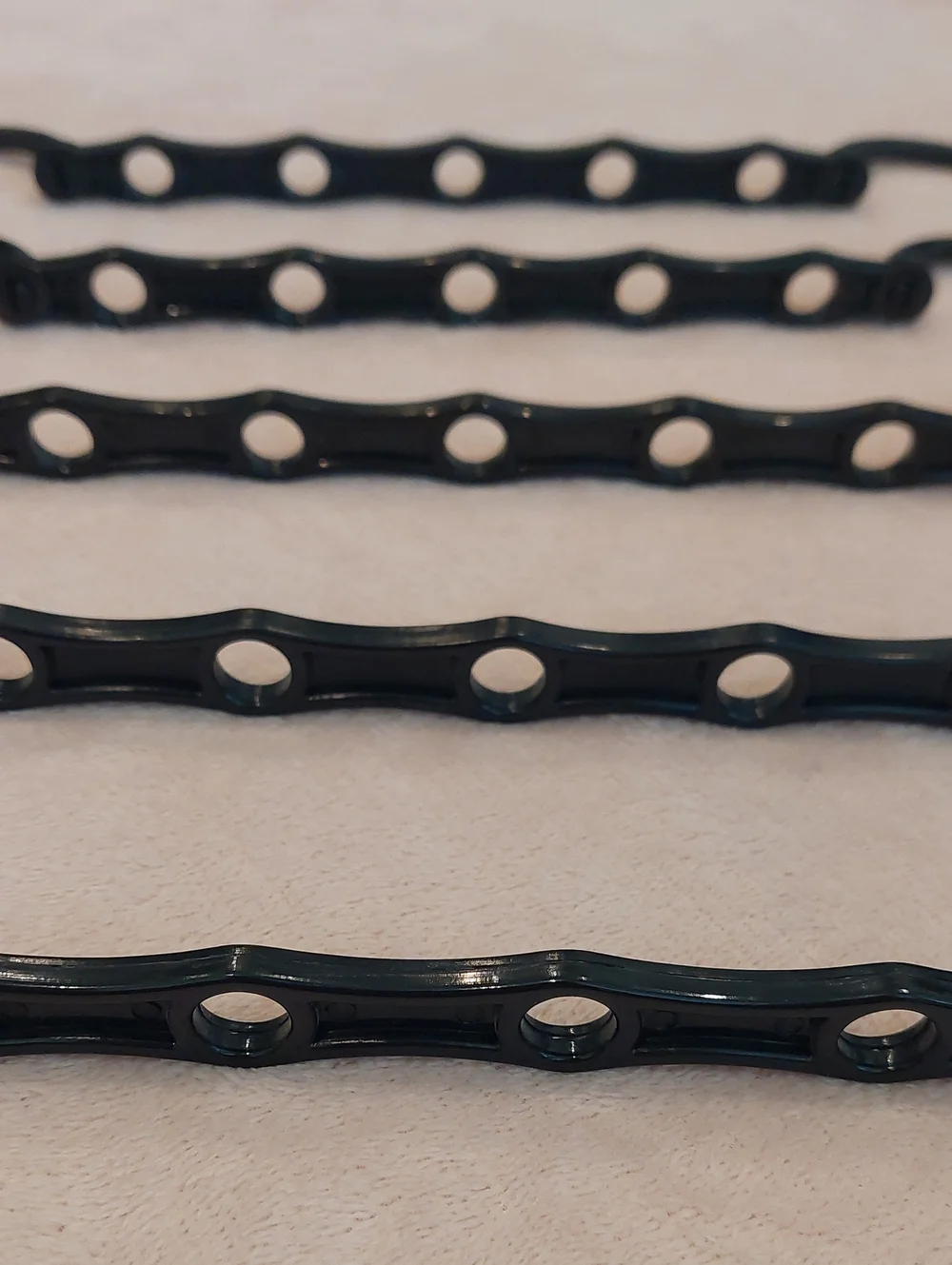 Plastic Space-Saving Cascading Hangers NWOT